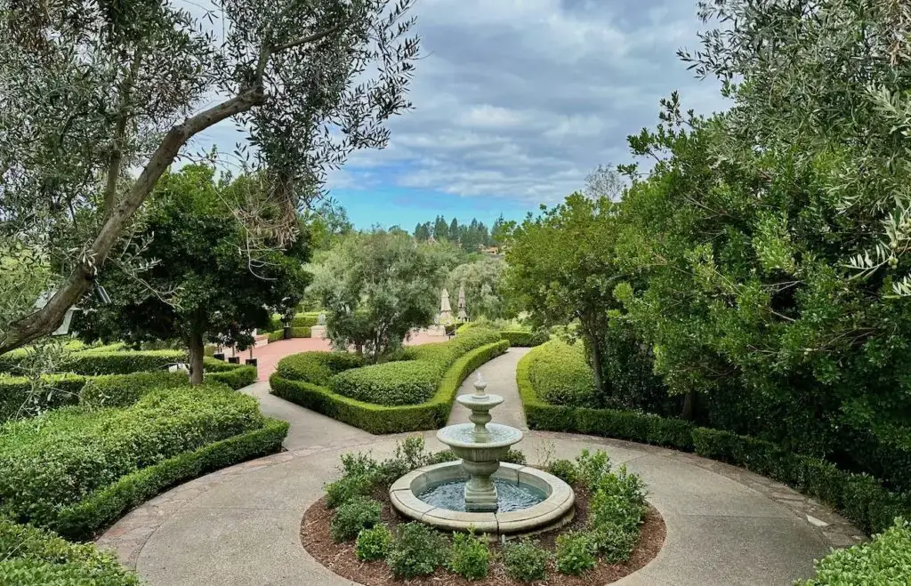 Rancho Bernardo Inn fountain