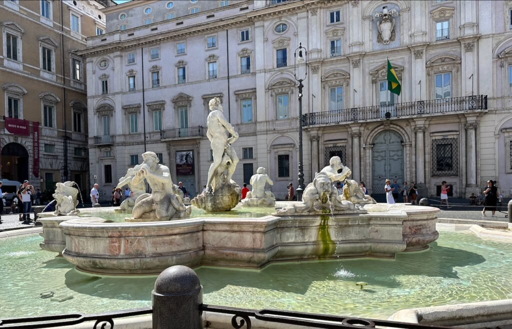 Piazza Navona - La Fontana dei Quattro Fiumi fountain