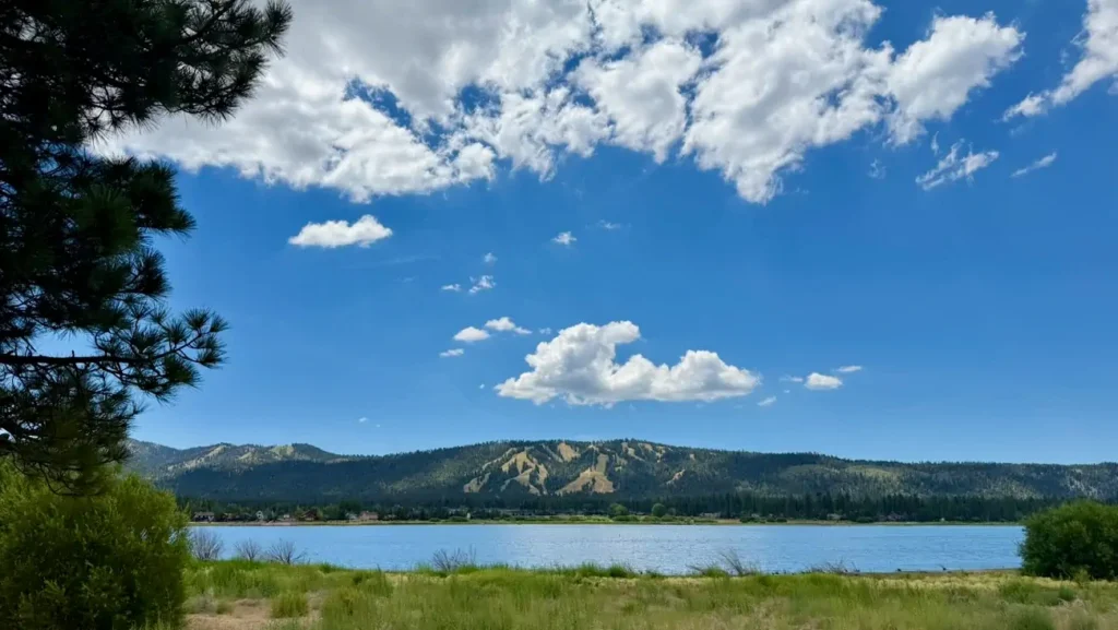 Panoramic view of Big Bear Lake during summer in the San Bernardino Mountains of California.